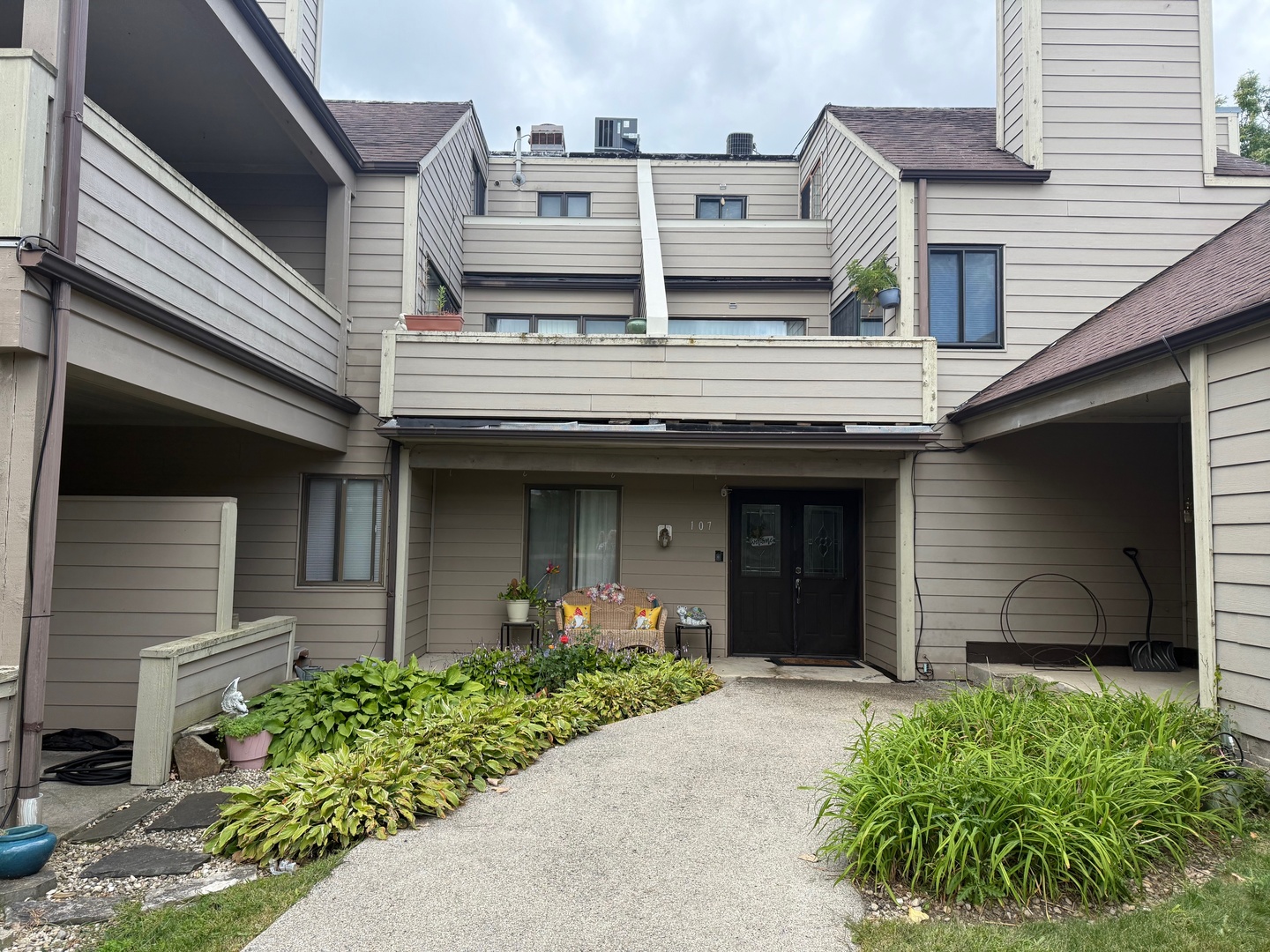 2910 Frontenac Street #107, North Chicago, IL 60064