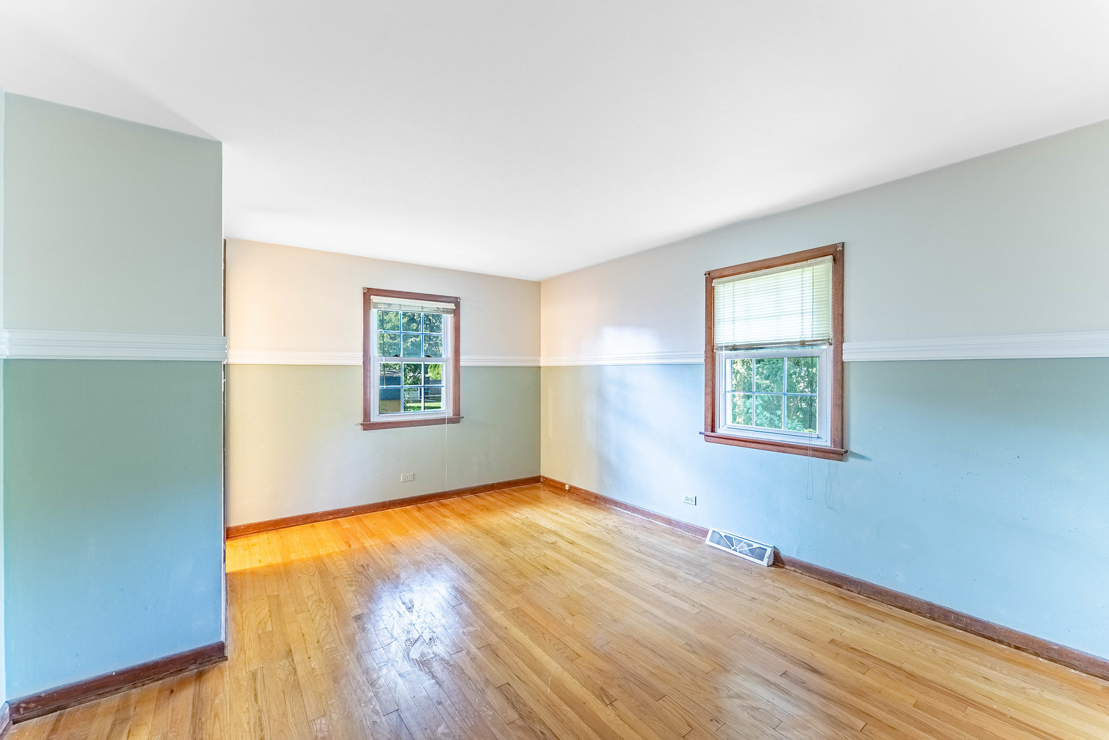 3S240 Burr Oak Drive, Glen Ellyn, IL 60137