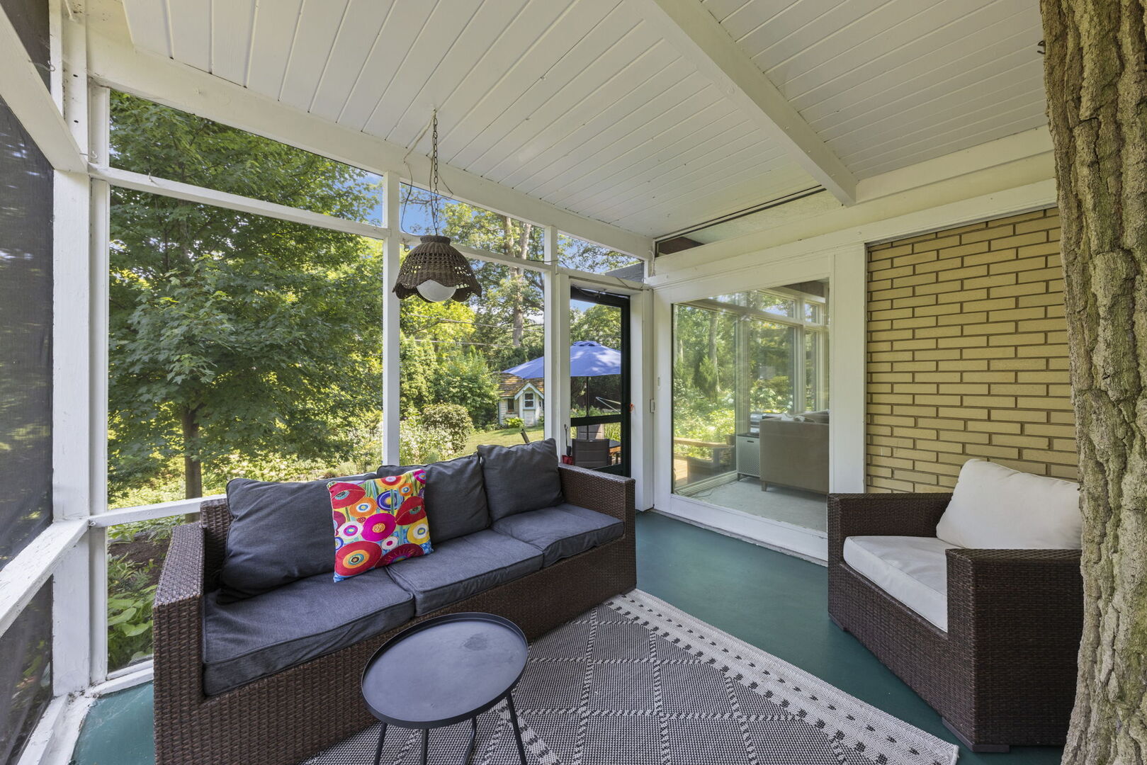 625 Midway Park, Glen Ellyn, IL 60137