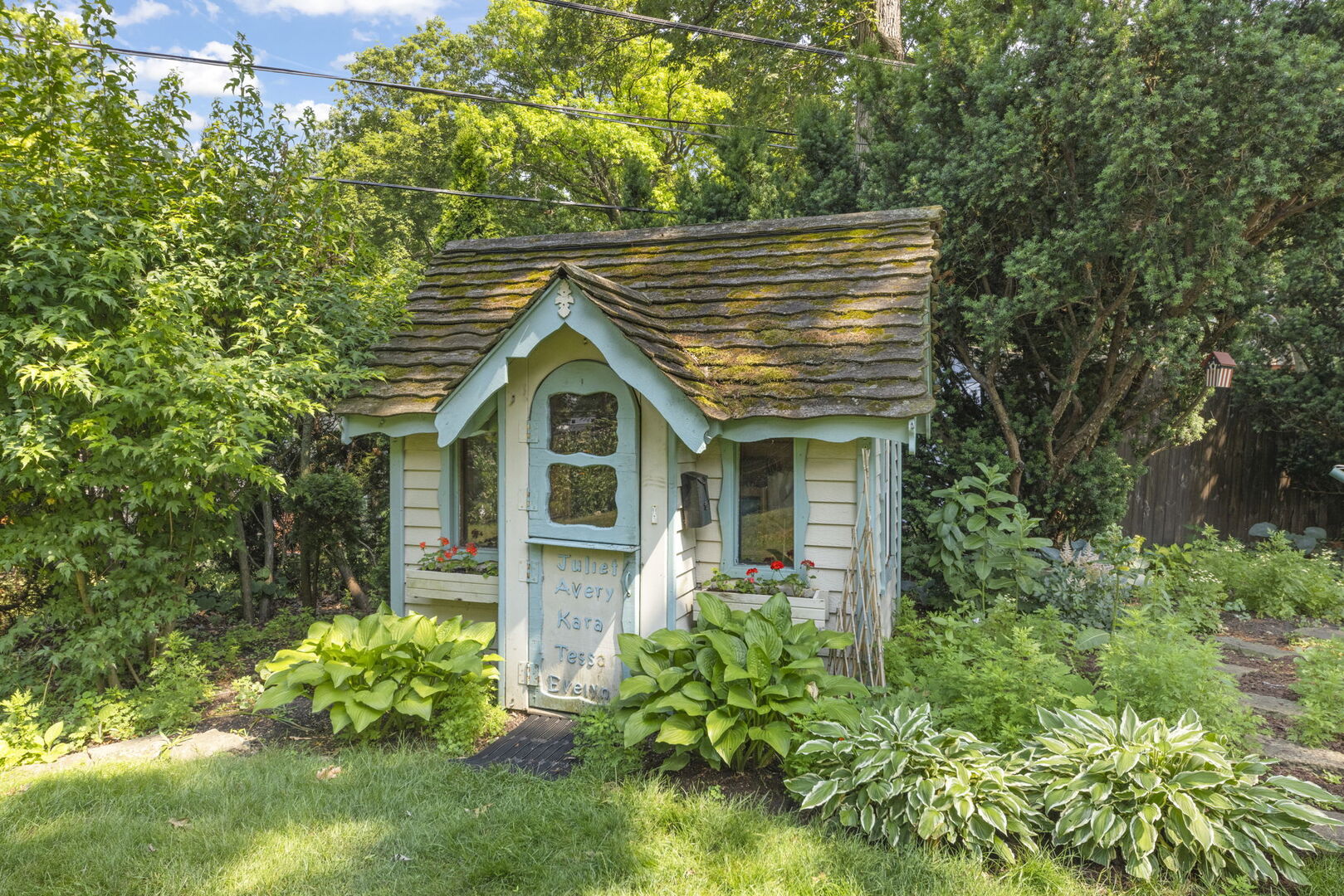 625 Midway Park, Glen Ellyn, IL 60137