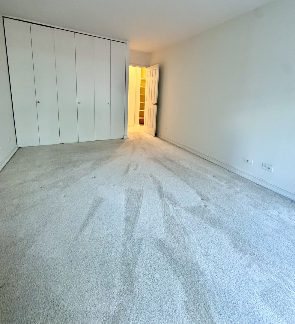 211 E Ohio Street #1215, Chicago, IL 60611