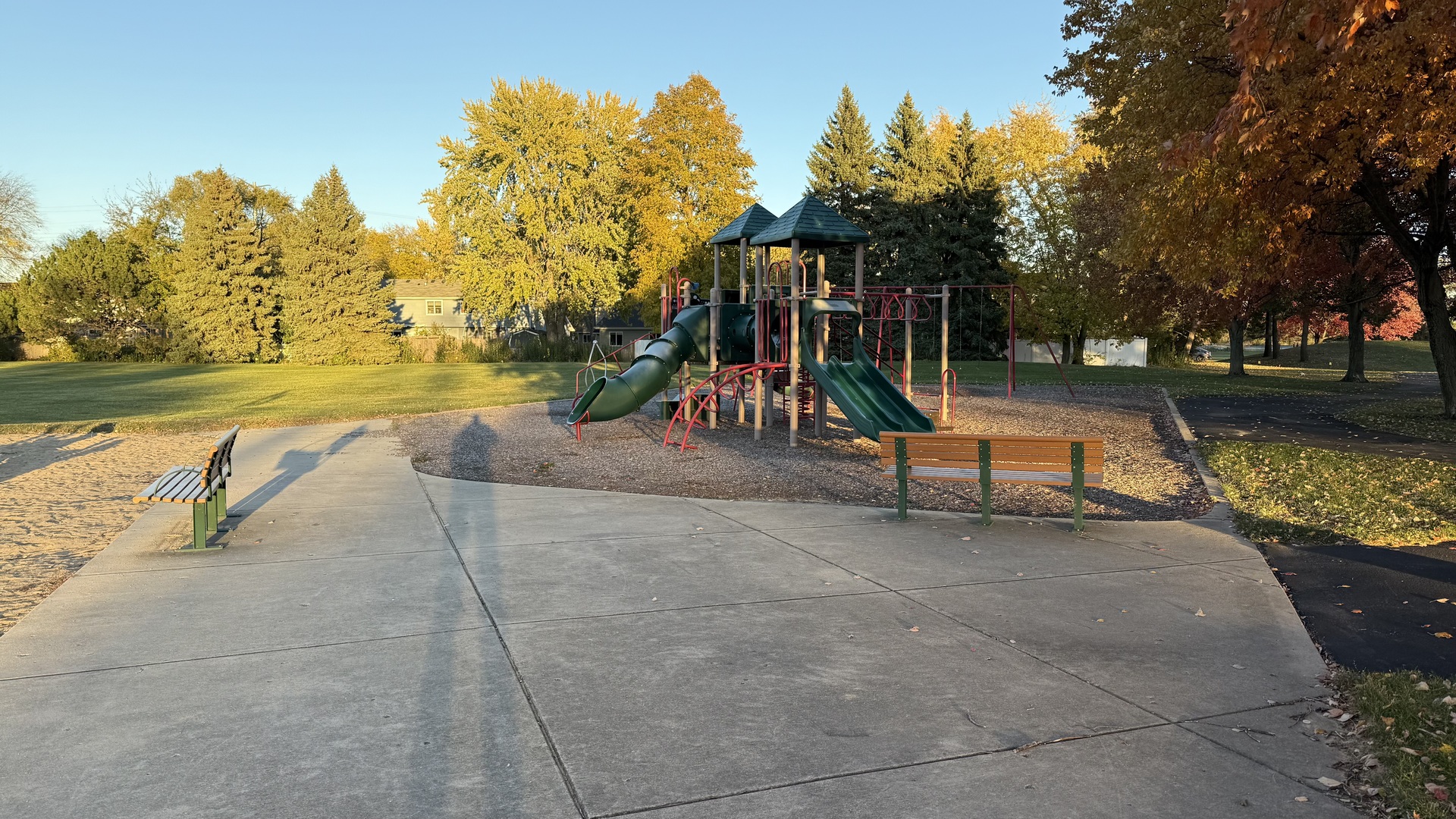 785 Clearwood Court, Aurora, IL 60504