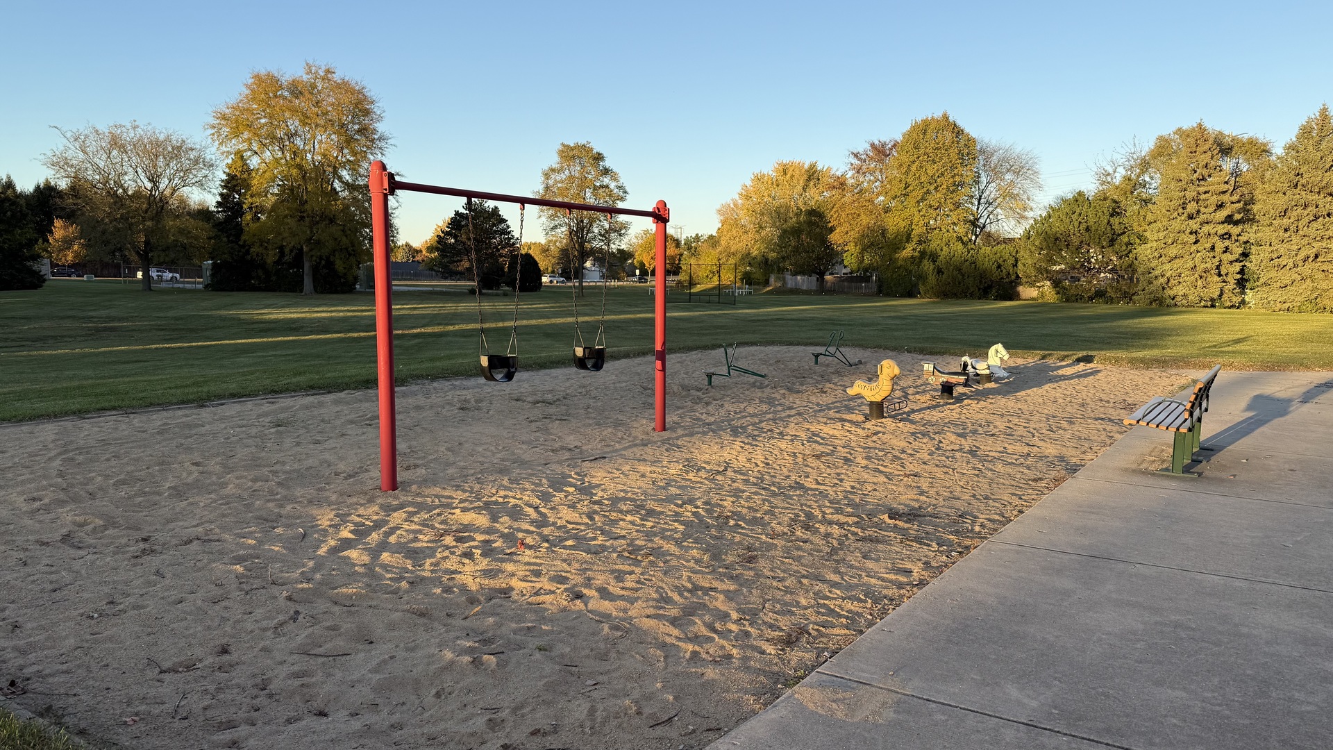 785 Clearwood Court, Aurora, IL 60504