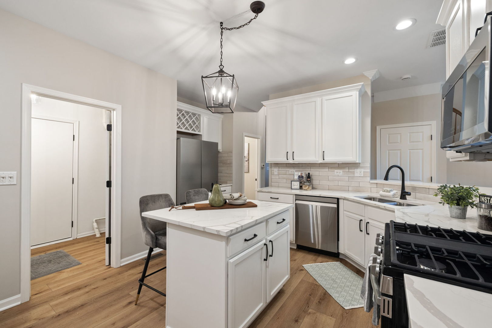 1963 Misty Ridge Court #1963, Aurora, IL 60503