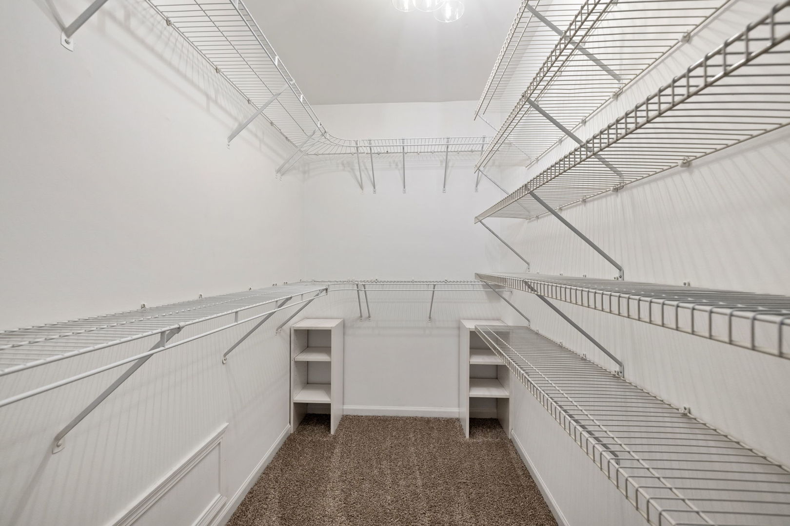 1963 Misty Ridge Court #1963, Aurora, IL 60503