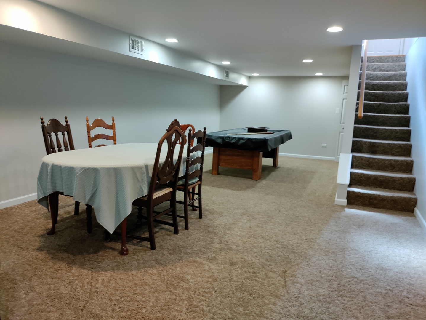 9137 S 88 Avenue, Hickory Hills, IL 60457