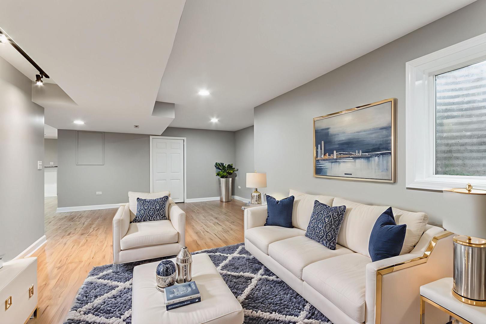 427 Bradford Place, Bolingbrook, IL 60490