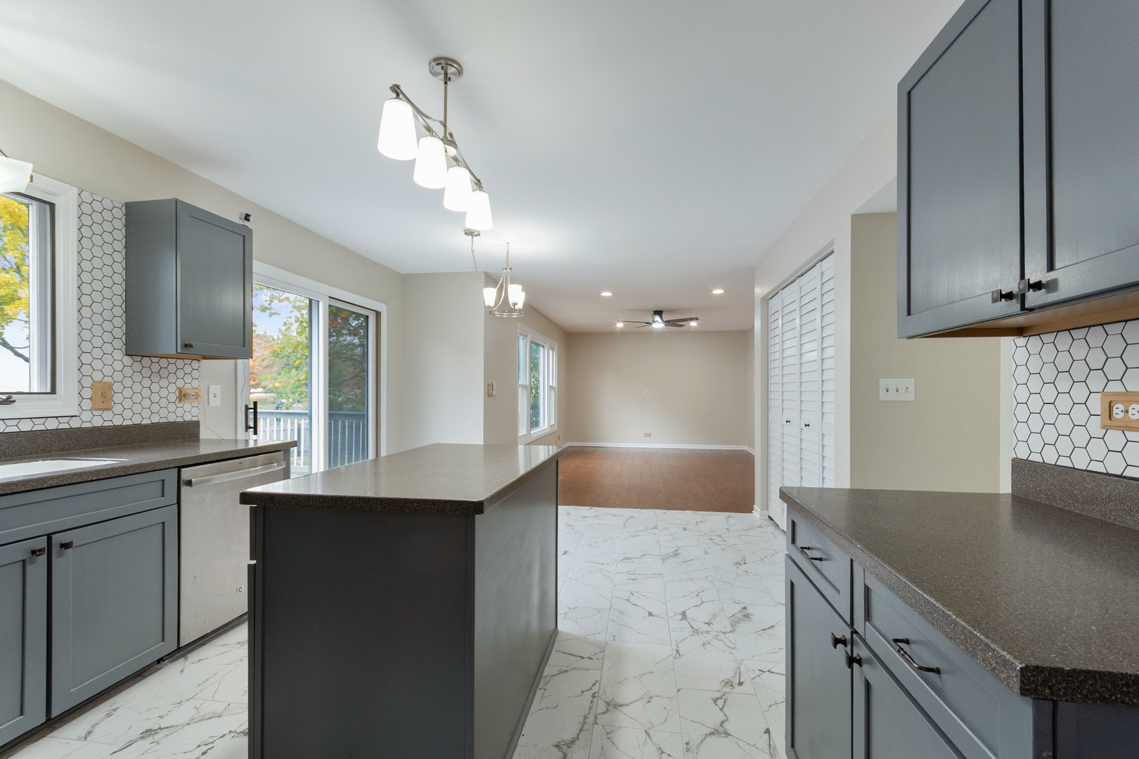 427 Bradford Place, Bolingbrook, IL 60490