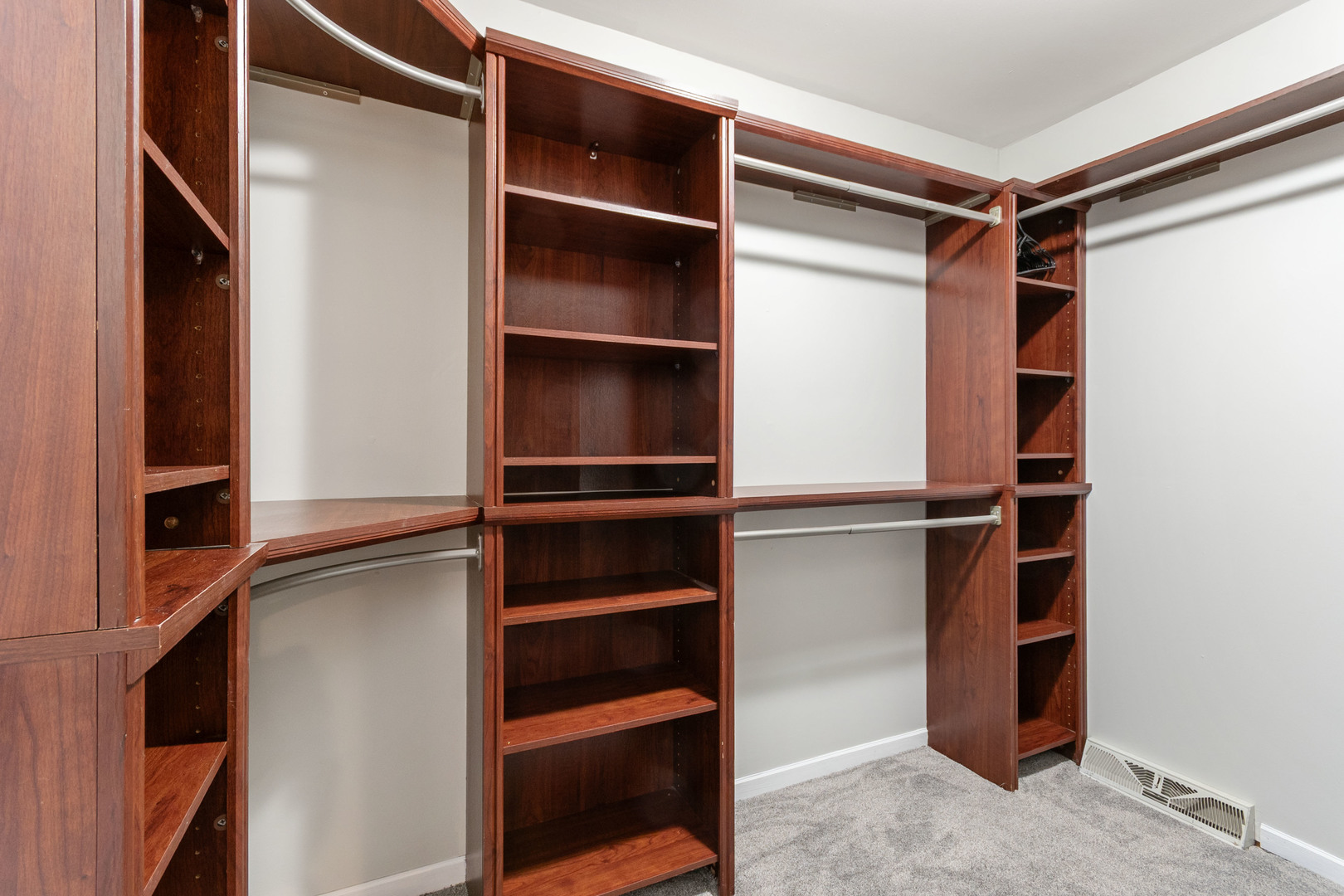 427 Bradford Place, Bolingbrook, IL 60490