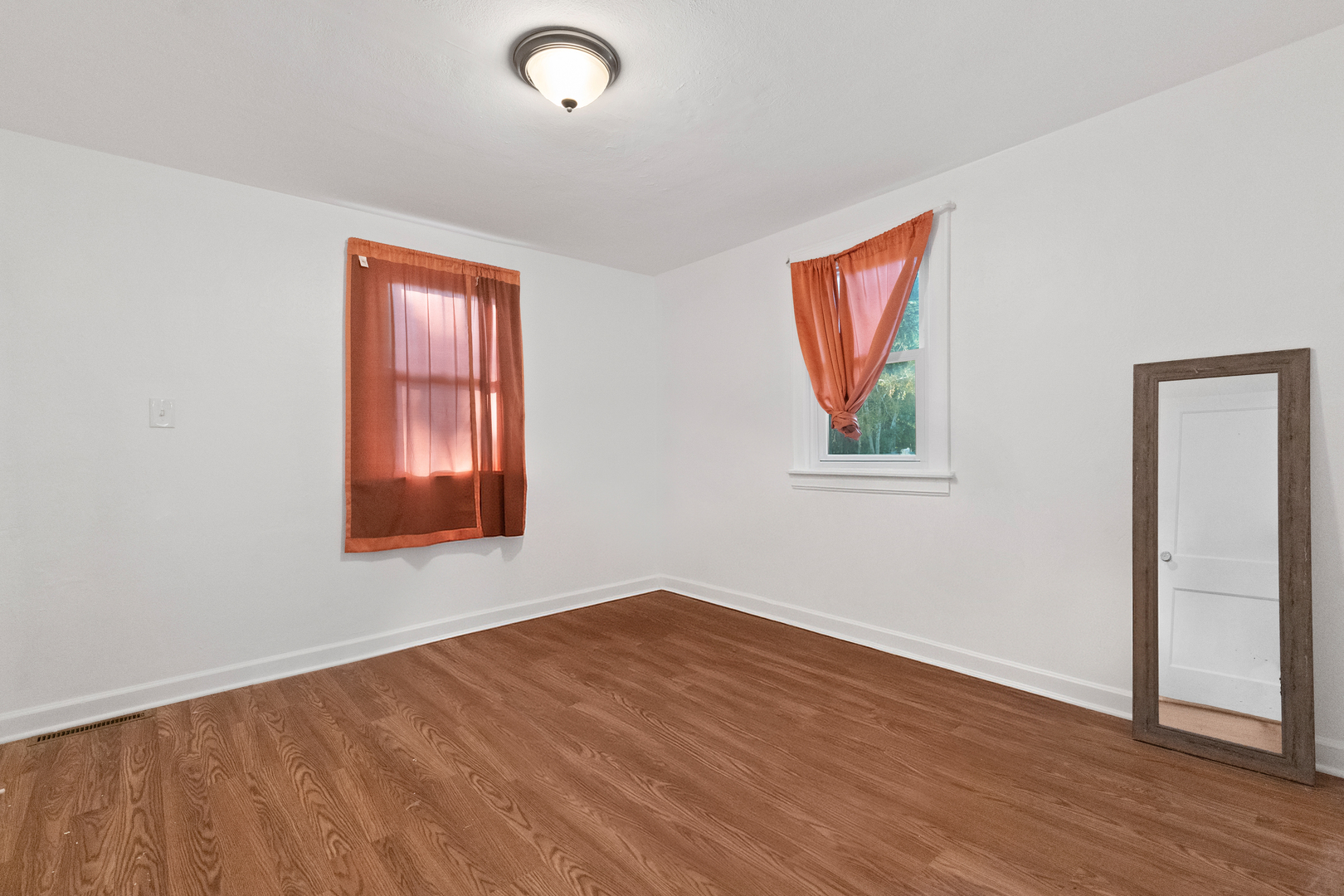 1611 19th Street, Zion, IL 60099