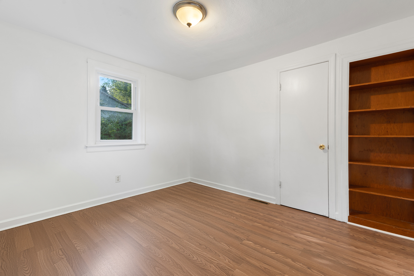 1611 19th Street, Zion, IL 60099