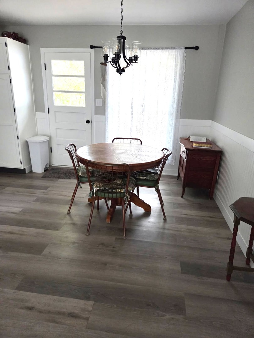 217 E Holiday Drive, Decatur, IL 62526