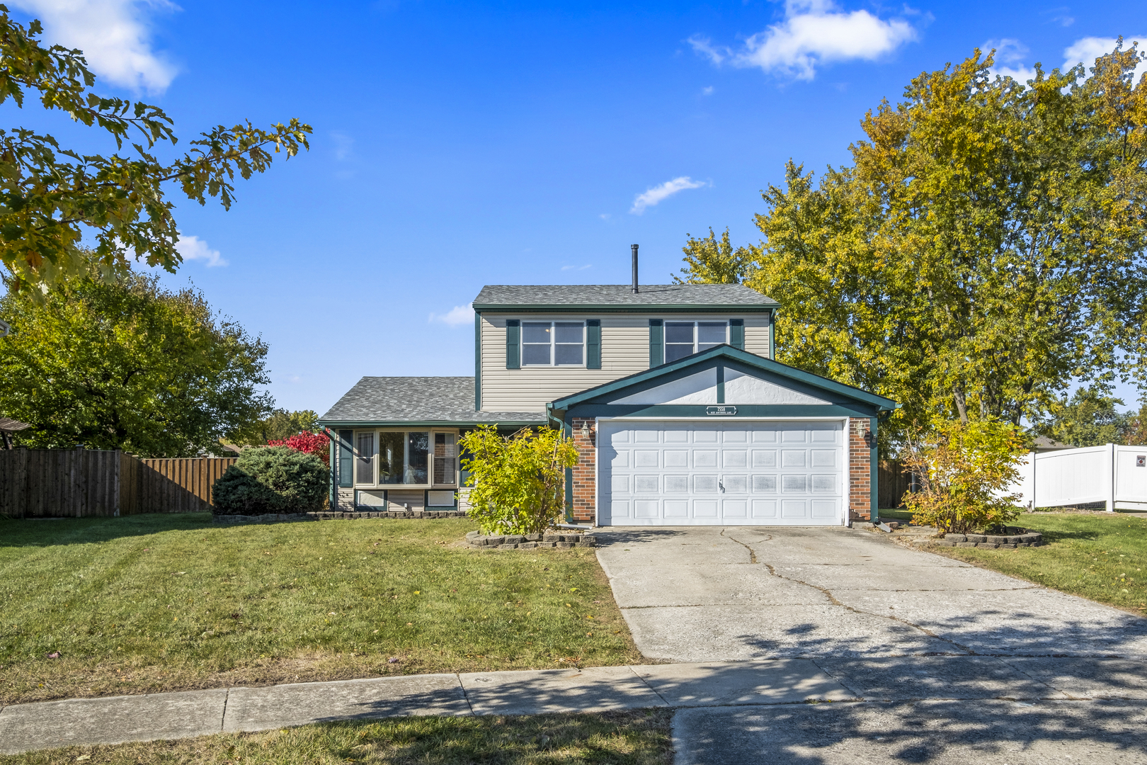 7558 W Hawthorne Lane, Frankfort, IL 60423