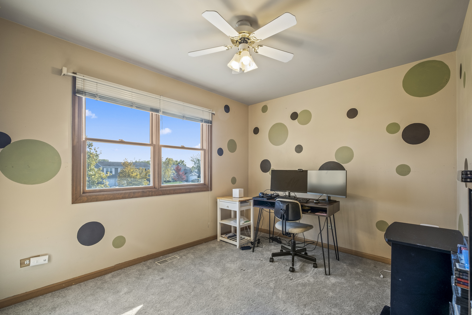 7558 W Hawthorne Lane, Frankfort, IL 60423