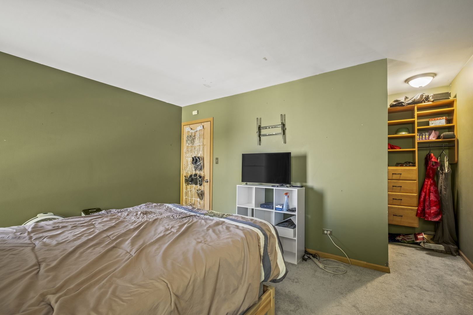 7558 W Hawthorne Lane, Frankfort, IL 60423