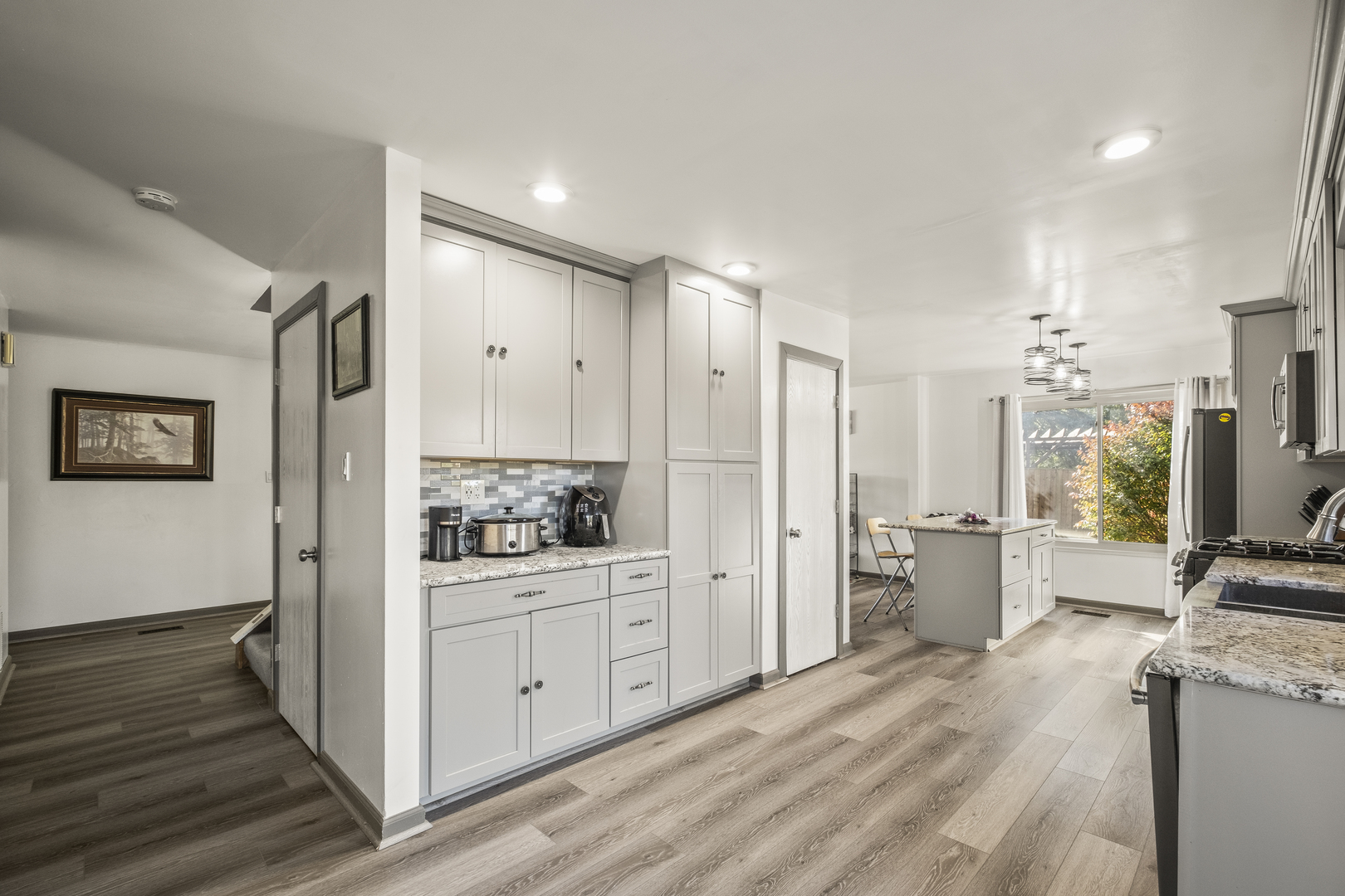 7558 W Hawthorne Lane, Frankfort, IL 60423