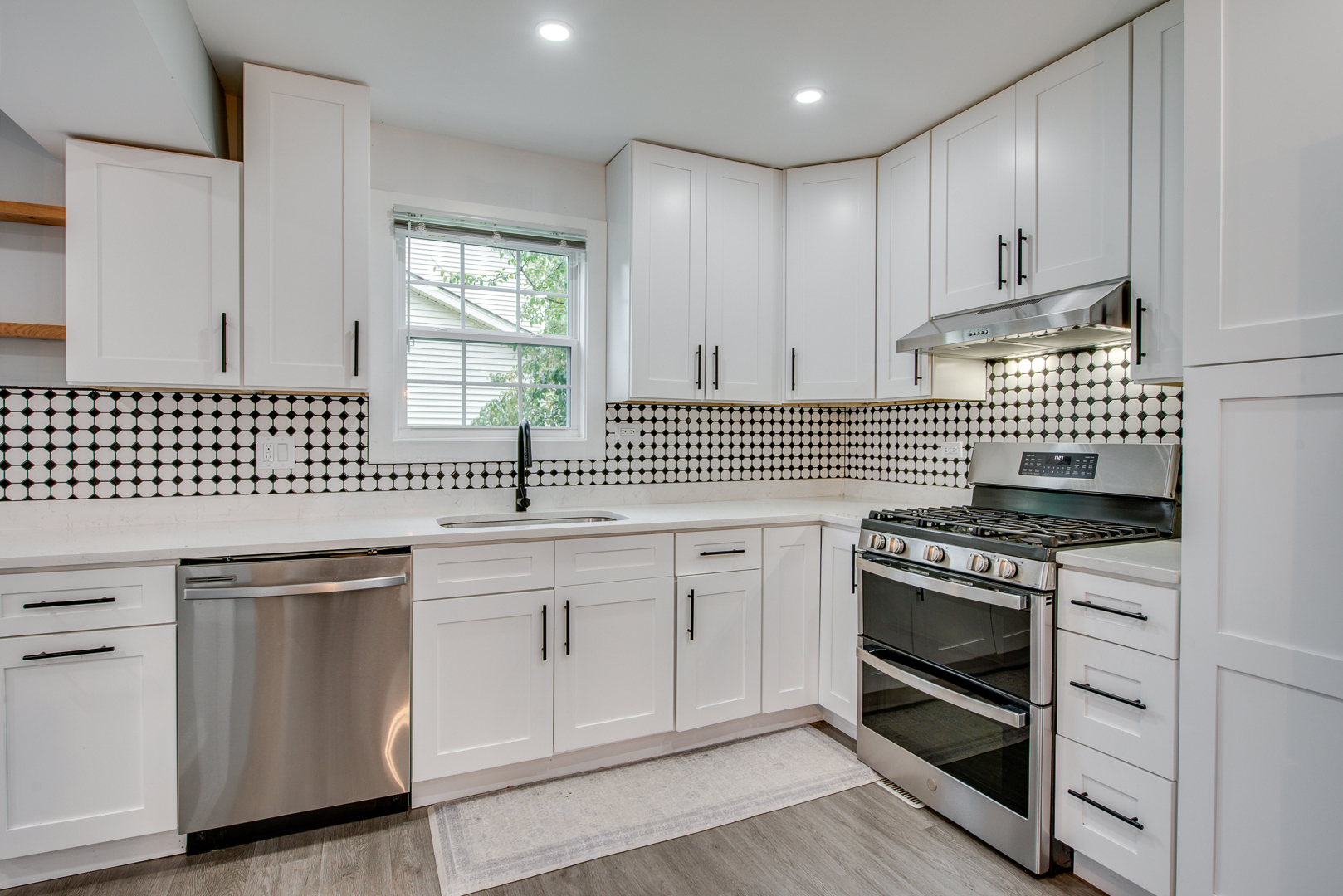 3110 E Winchester Court, Aurora, IL 60504