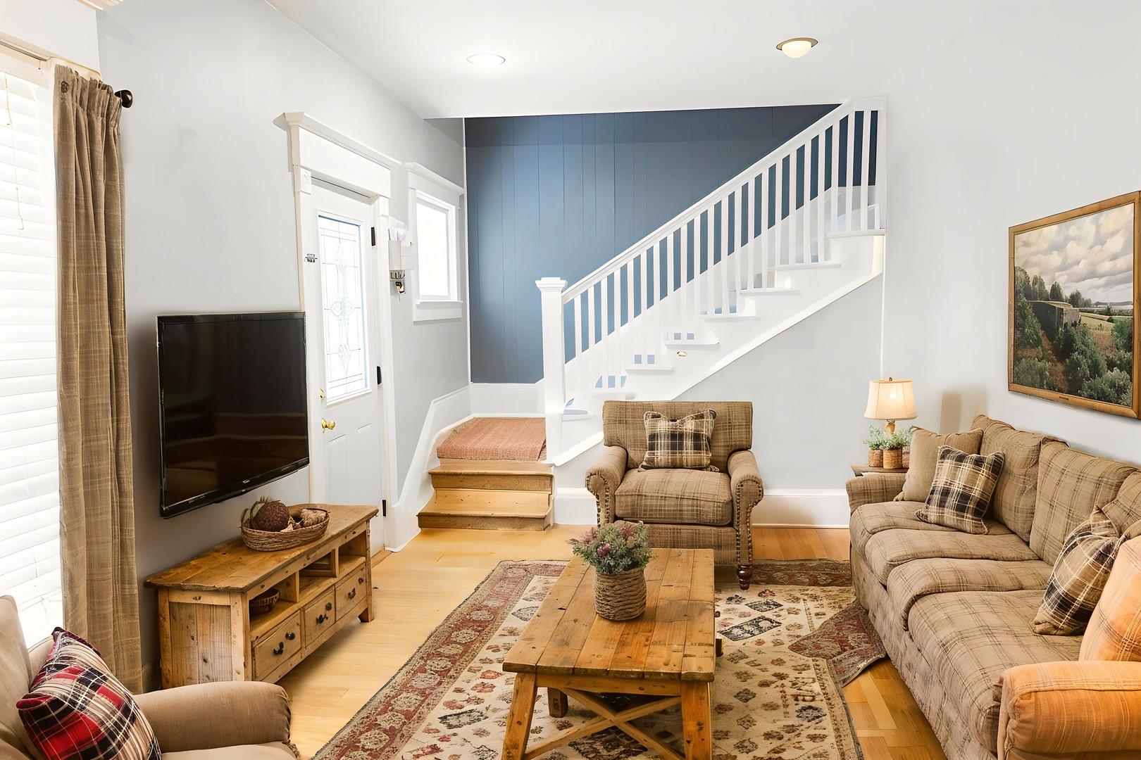 939 Saint John Street, Elgin, IL 60120