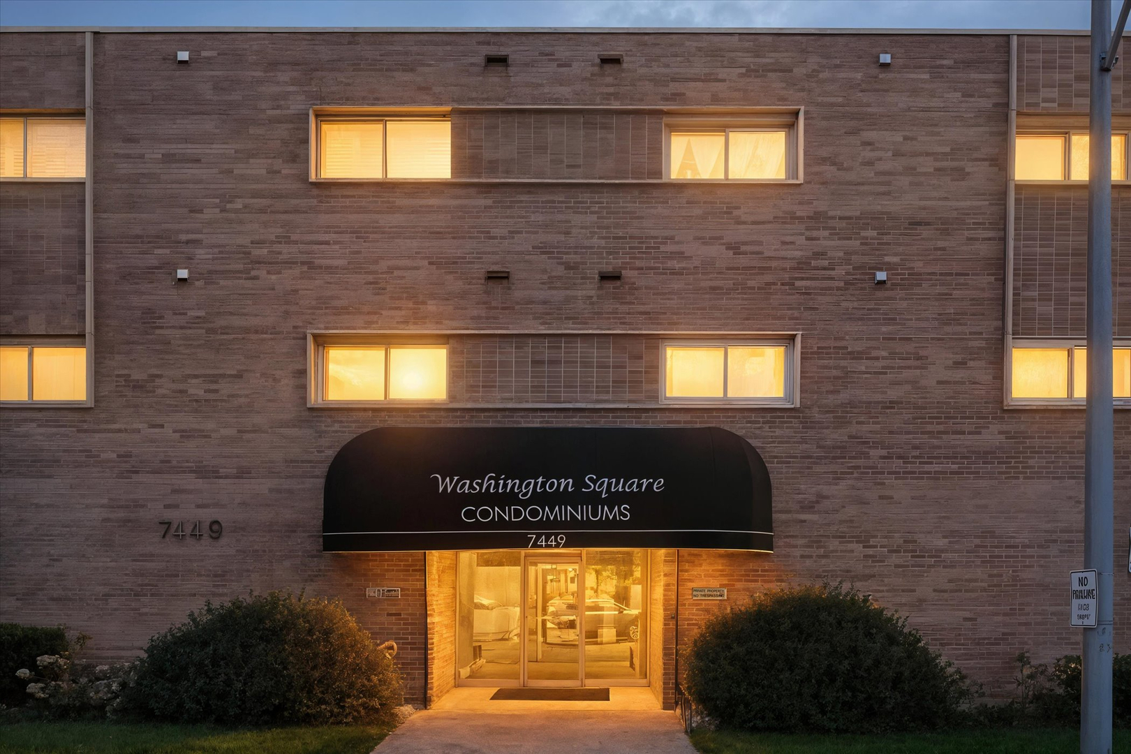 7449 Washington Street #207, Forest Park, IL 60130