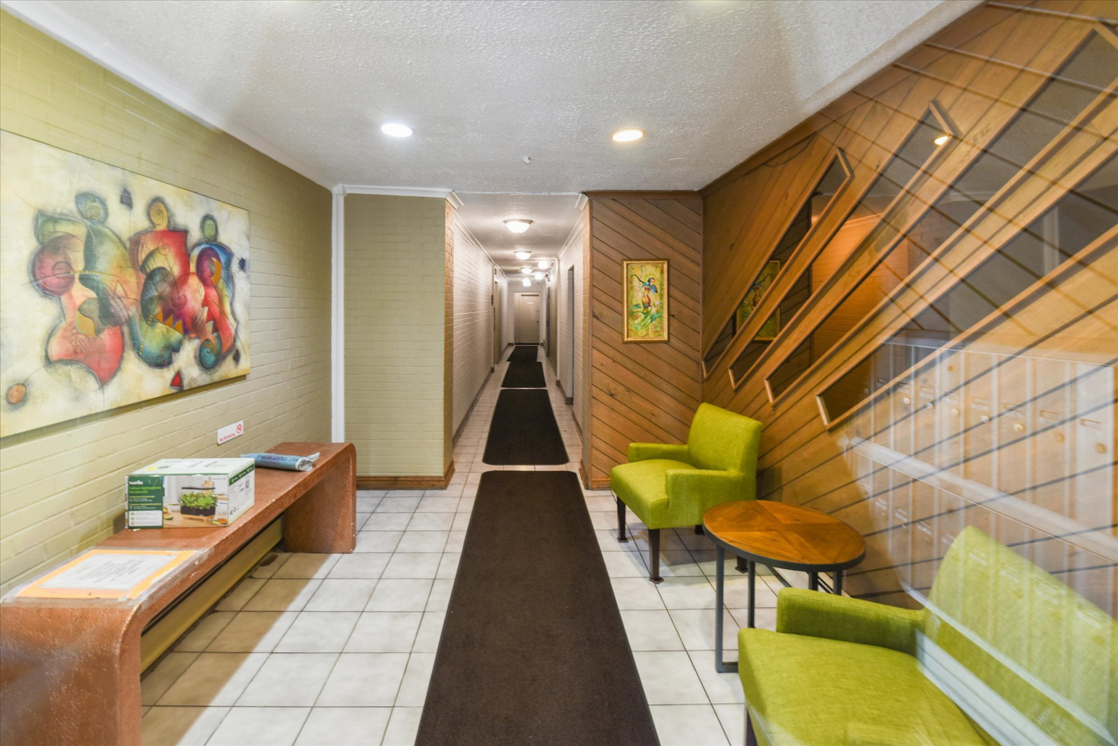 7449 Washington Street #207, Forest Park, IL 60130