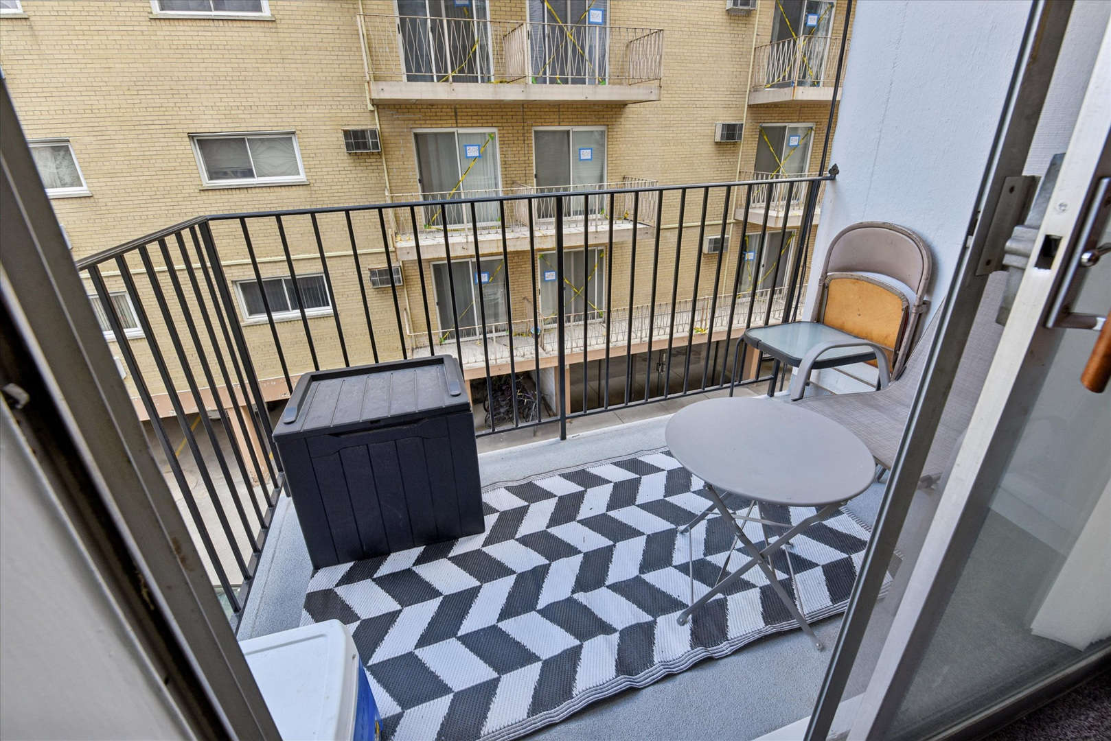 Forest Park, IL 60130