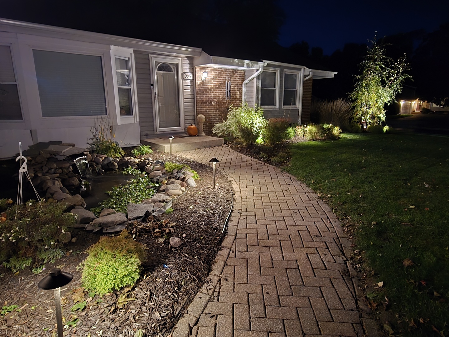 332 El Paso Lane, Carol Stream, IL 60188