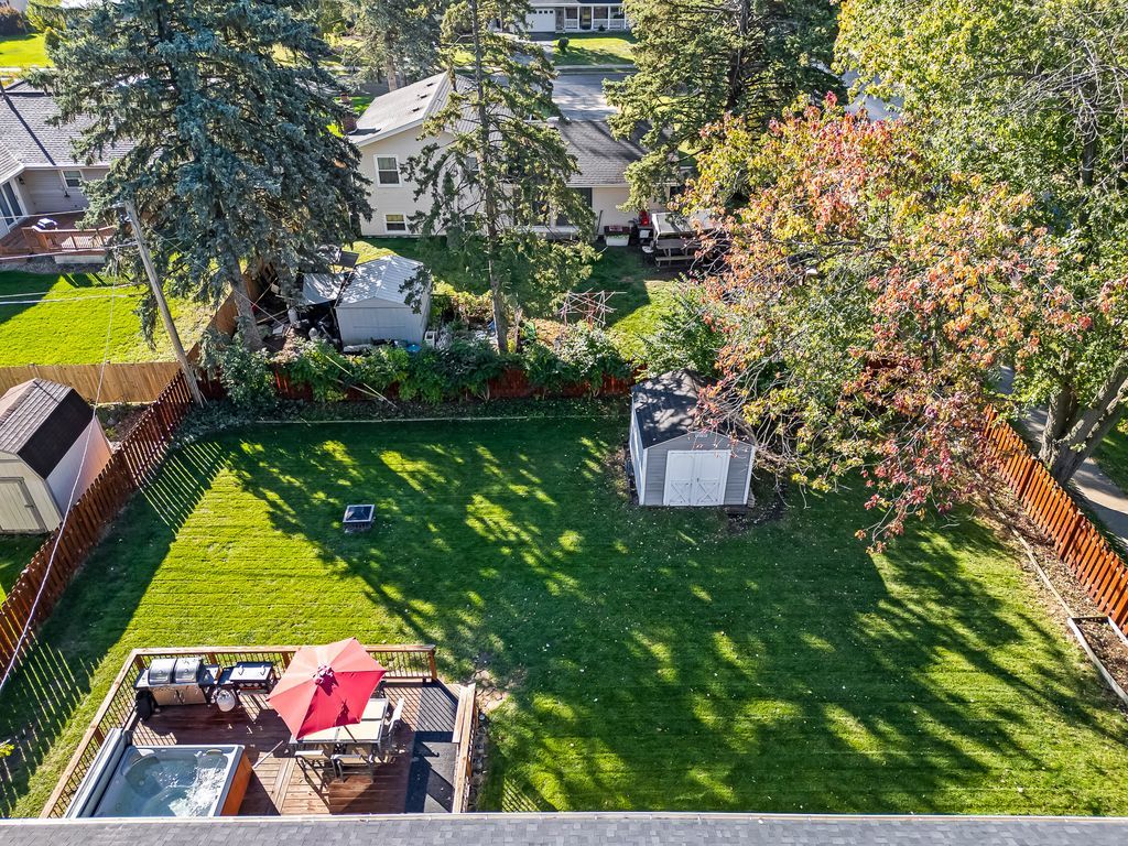 332 El Paso Lane, Carol Stream, IL 60188