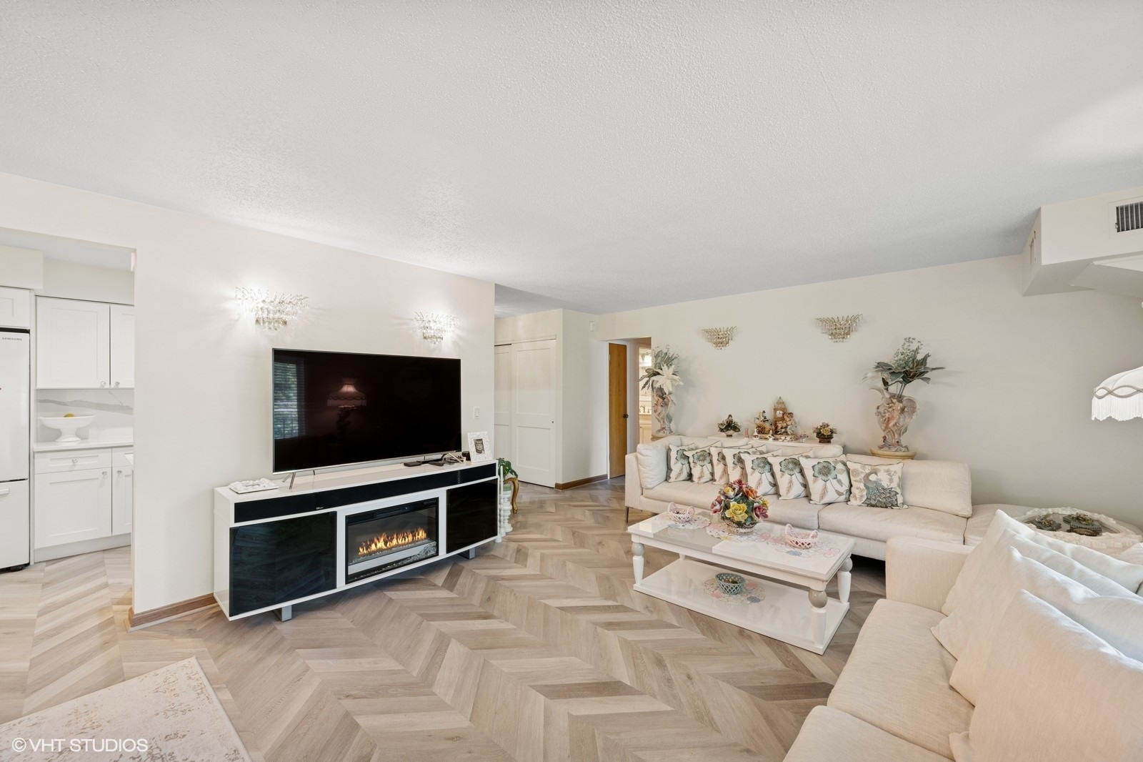 1215 N Waterman Avenue #3L, Arlington Heights, IL 60004