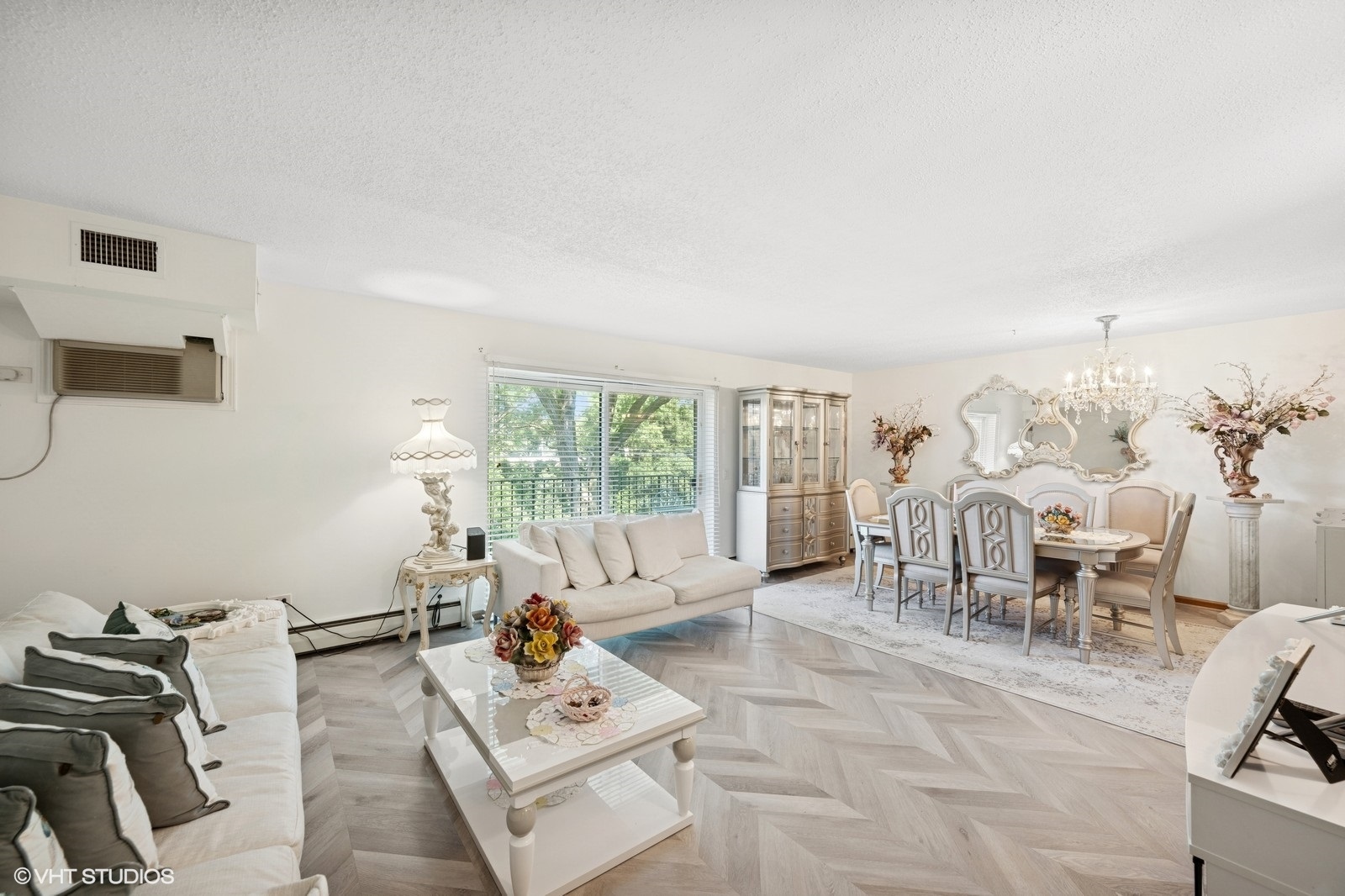 1215 N Waterman Avenue #3L, Arlington Heights, IL 60004