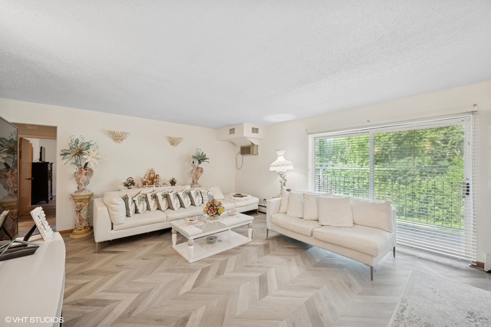 1215 N Waterman Avenue #3L, Arlington Heights, IL 60004