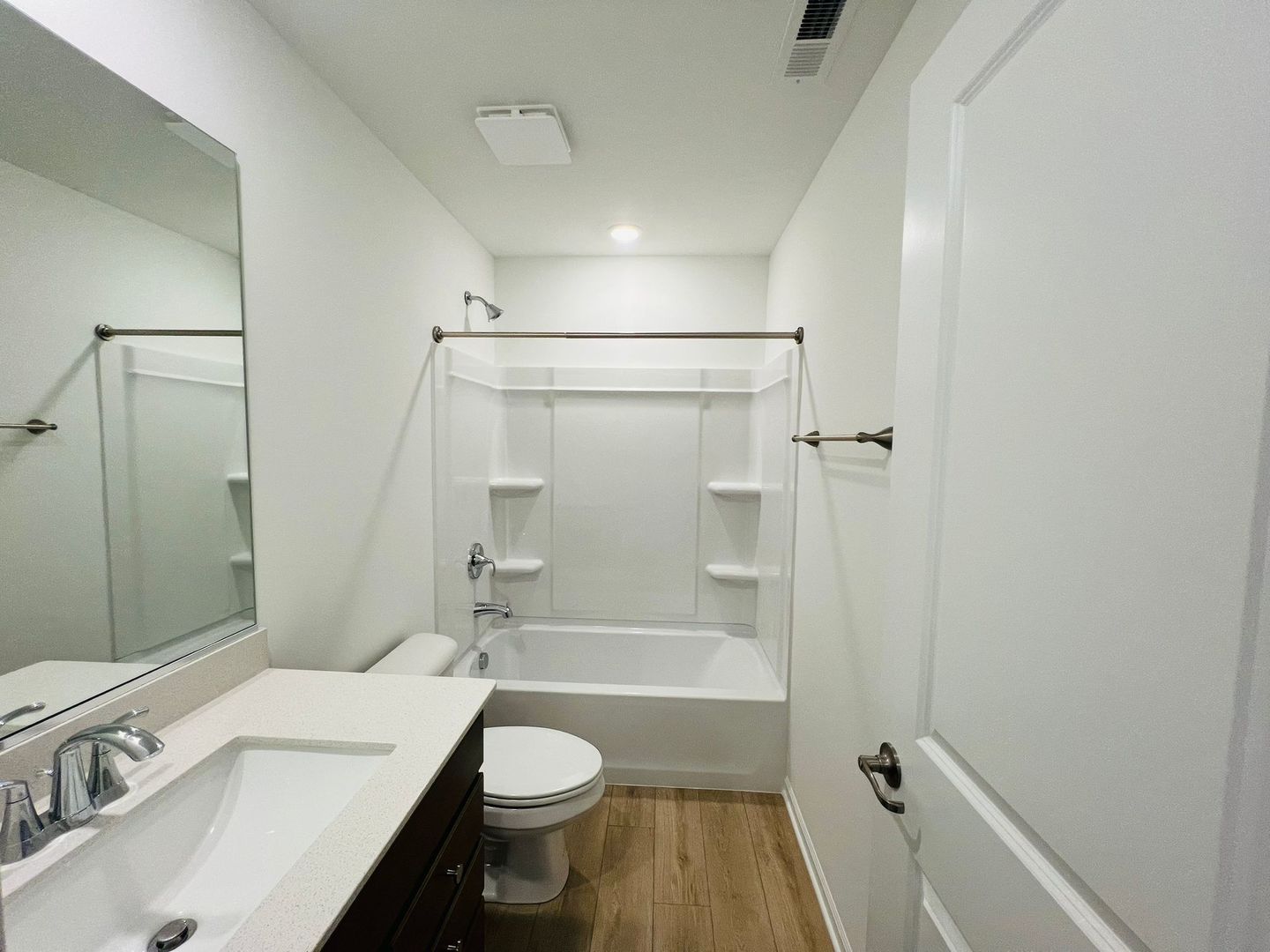 128 Henderson Street, Oswego, IL 60543