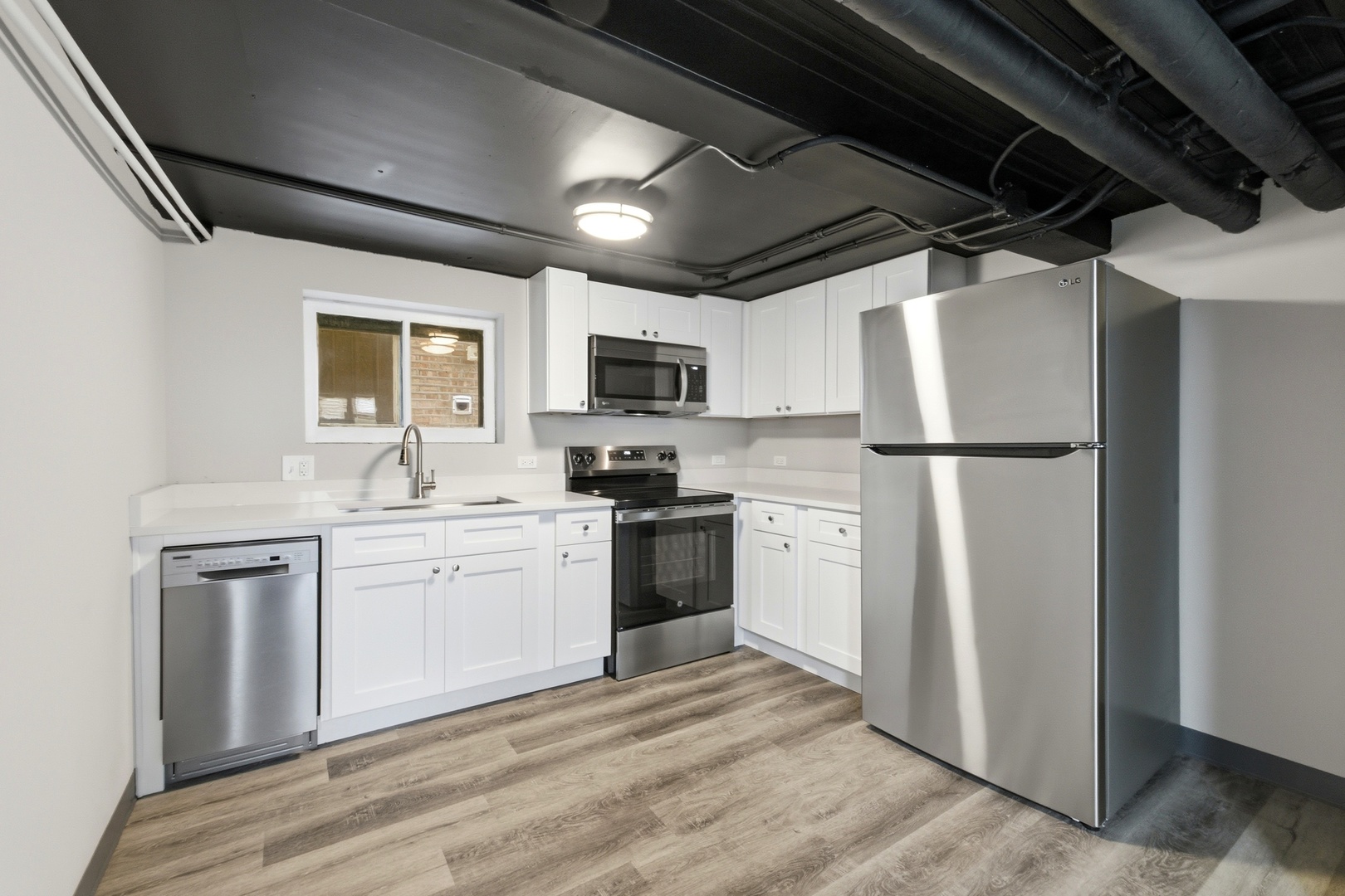 6733 31 Street, Berwyn, IL 60402