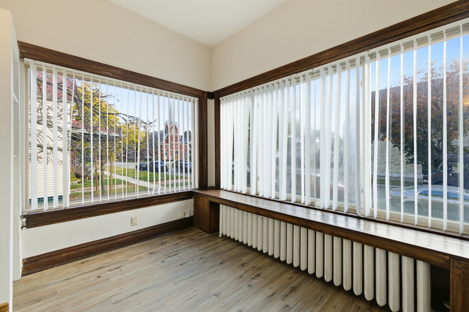 6733 31 Street, Berwyn, IL 60402