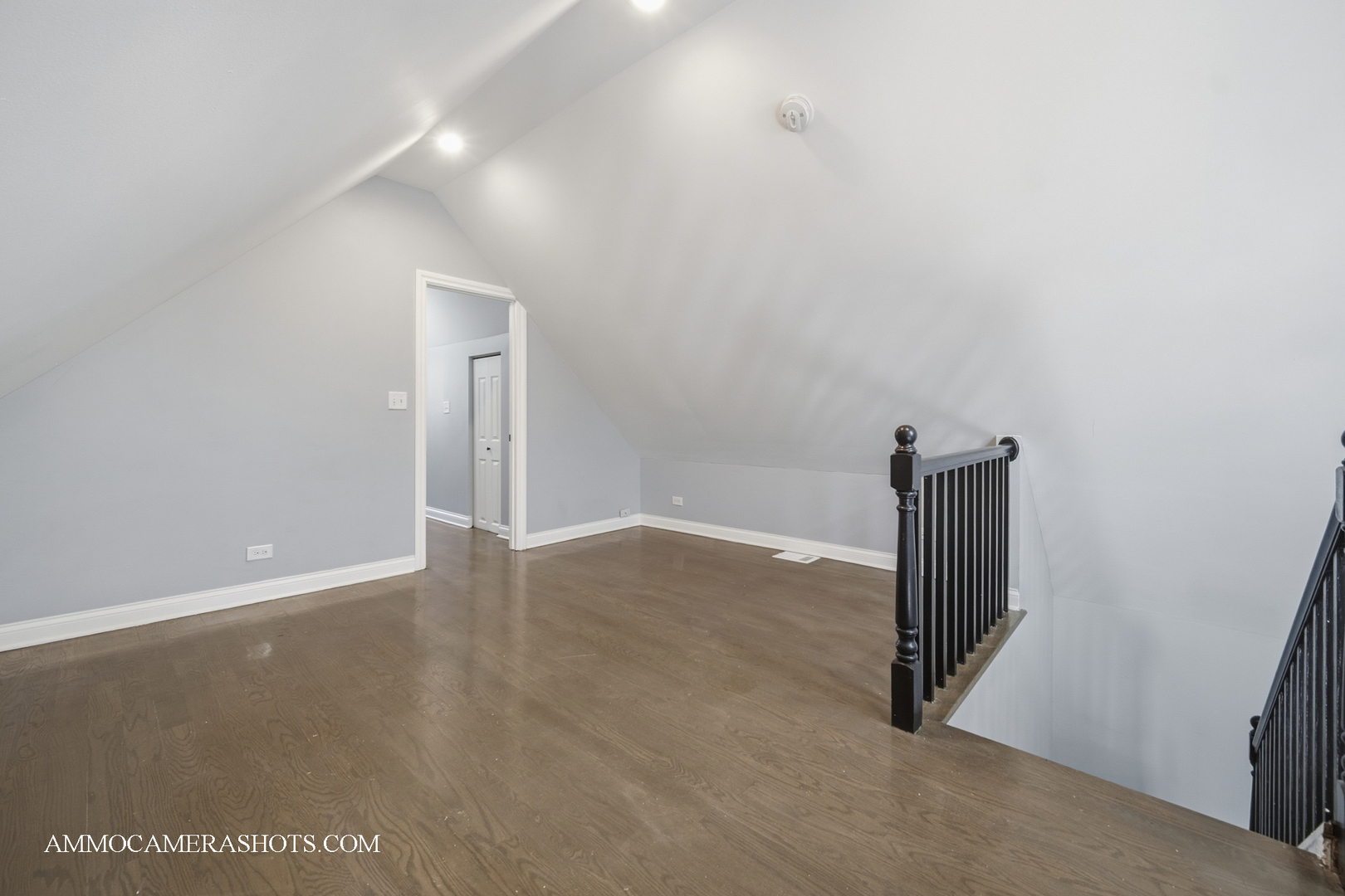 9342 S Crandon Avenue, Chicago, IL 60617