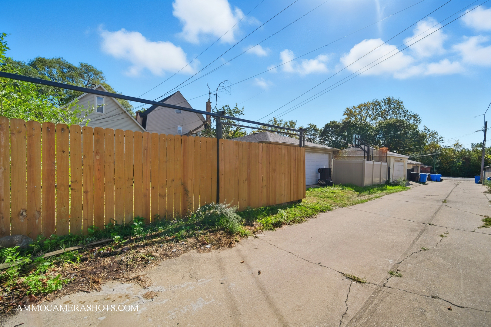 9342 S Crandon Avenue, Chicago, IL 60617