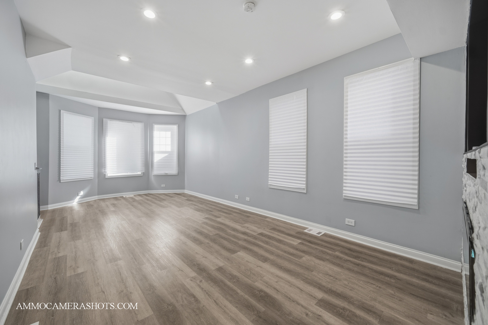 9342 S Crandon Avenue, Chicago, IL 60617