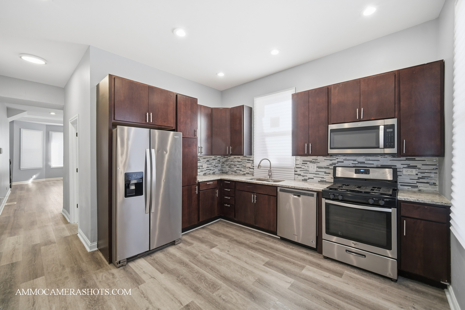 9342 S Crandon Avenue, Chicago, IL 60617