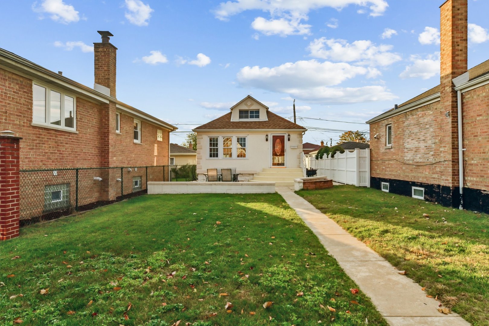 5536 S Normandy Avenue, Chicago, IL 60638