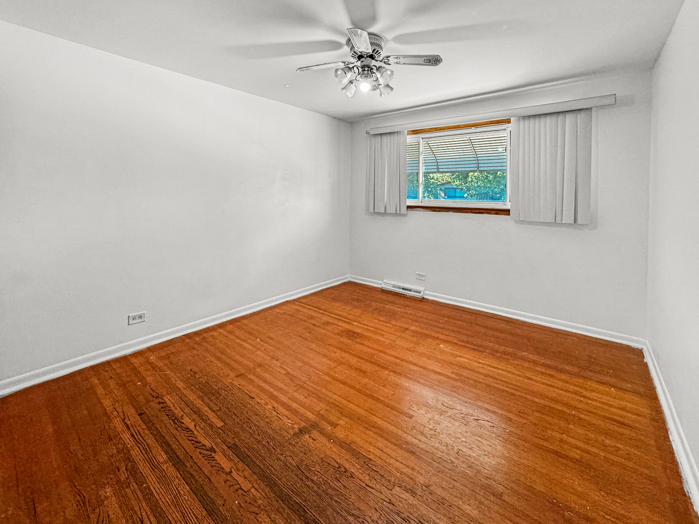 13059 Honore Street, Blue Island, IL 60406