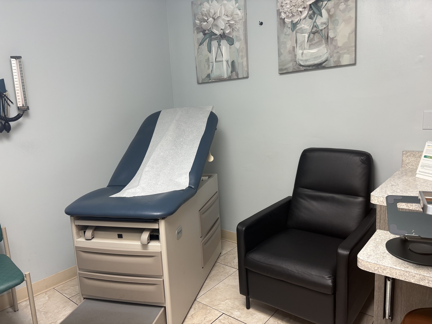 535 N Lake Street, Mundelein, IL 60060