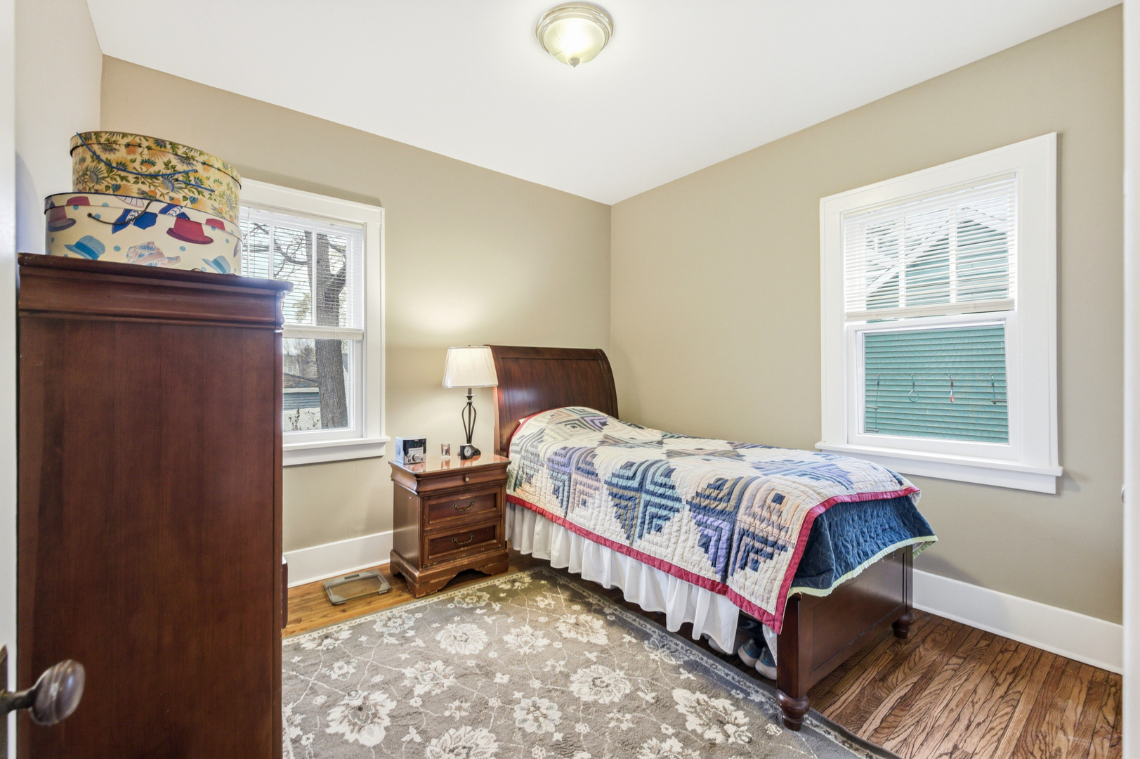 312 E Lincoln Avenue, Wheaton, IL 60187