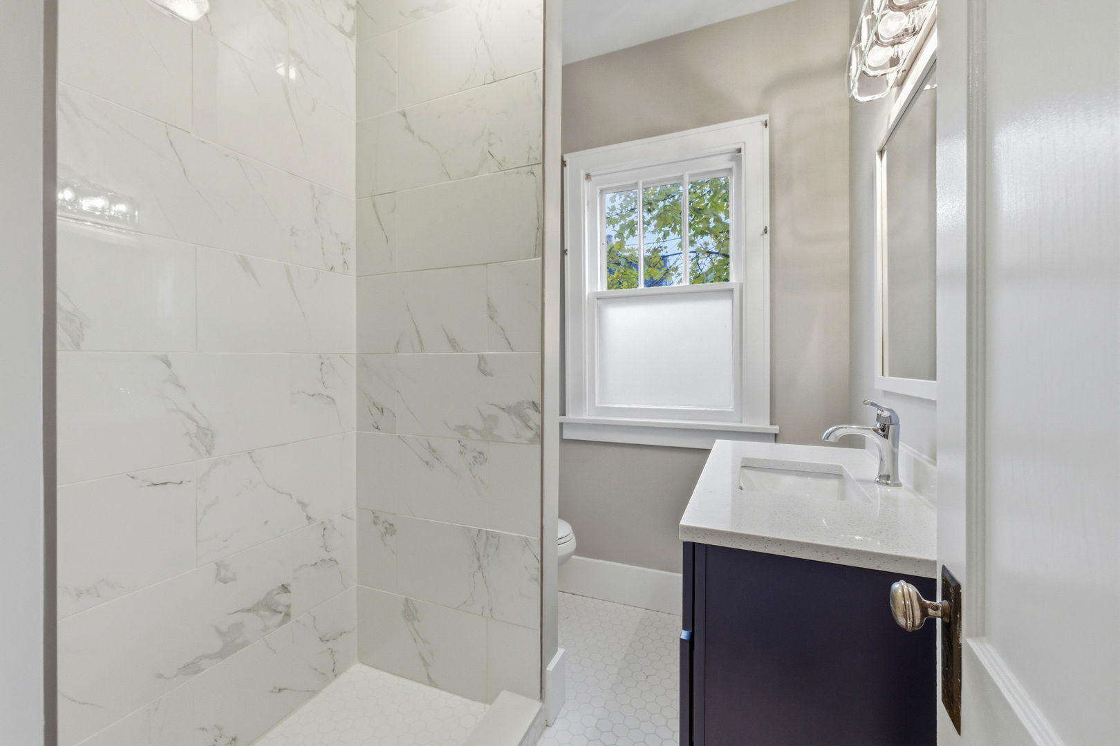 312 E Lincoln Avenue, Wheaton, IL 60187