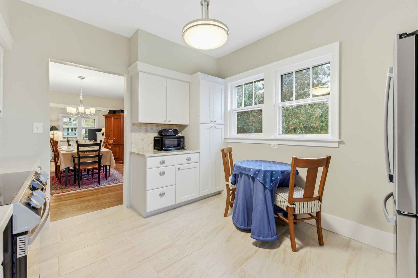 312 E Lincoln Avenue, Wheaton, IL 60187