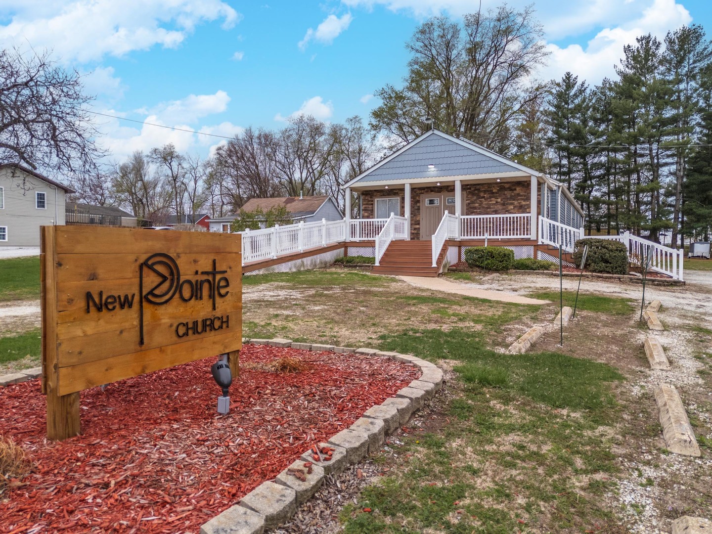 13895 1st Street, Pekin, IL 61554