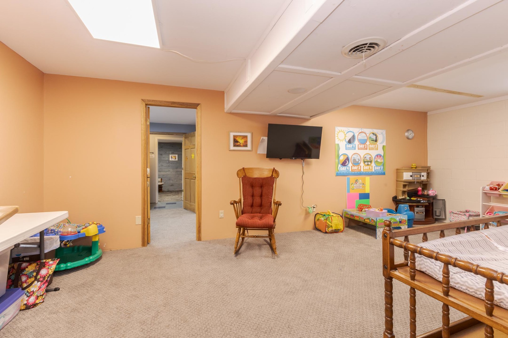 13895 1st Street, Pekin, IL 61554