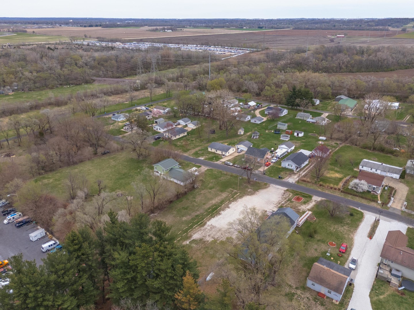 13895 1st Street, Pekin, IL 61554