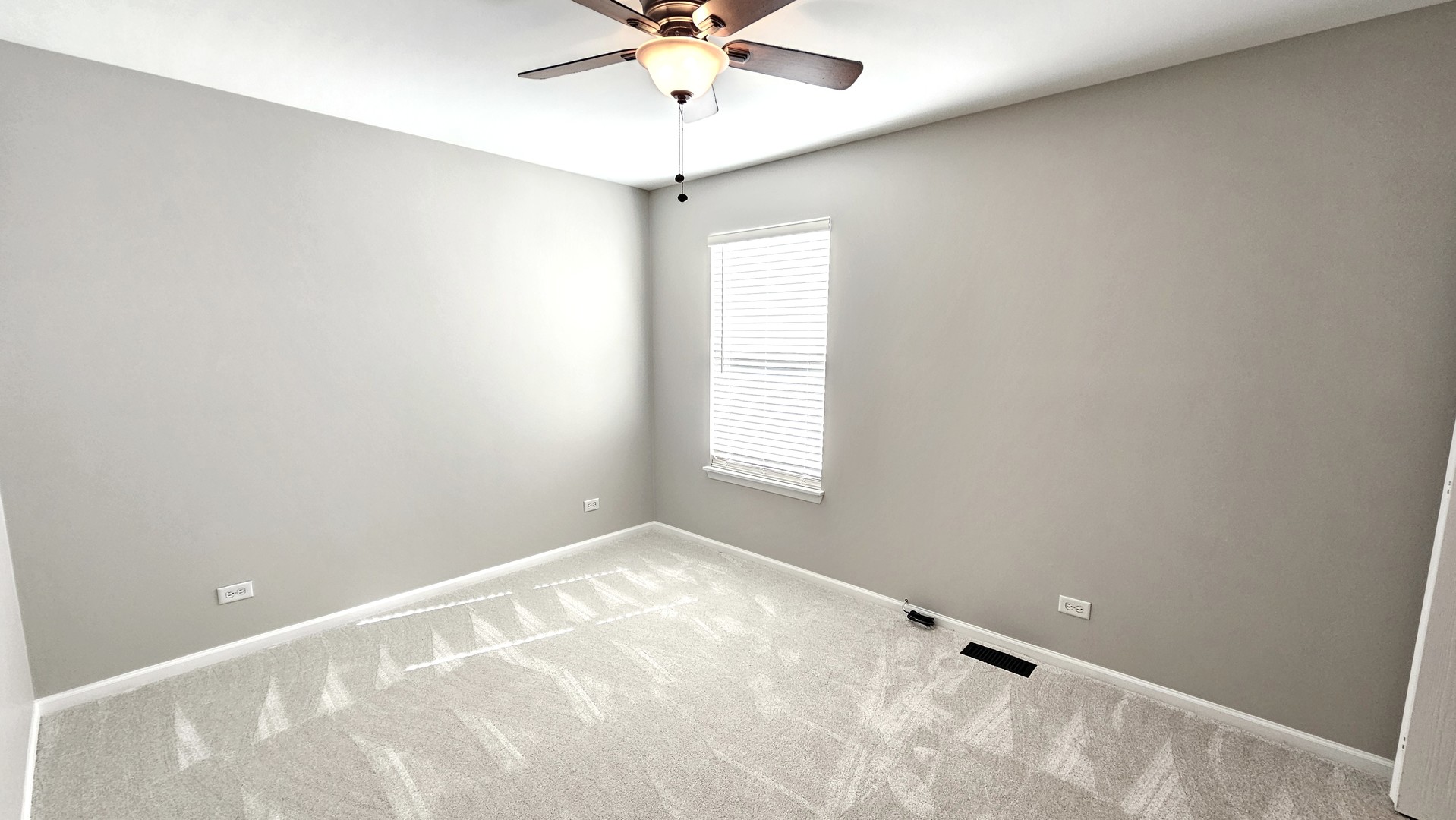 3812 Landings Road, Joliet, IL 60431