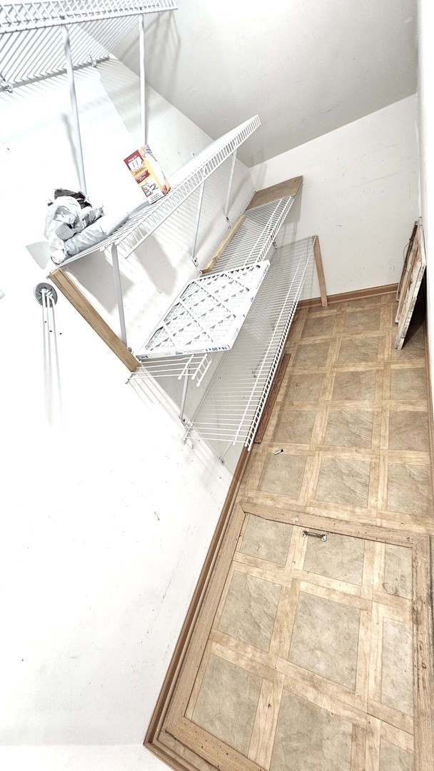 3812 Landings Road, Joliet, IL 60431