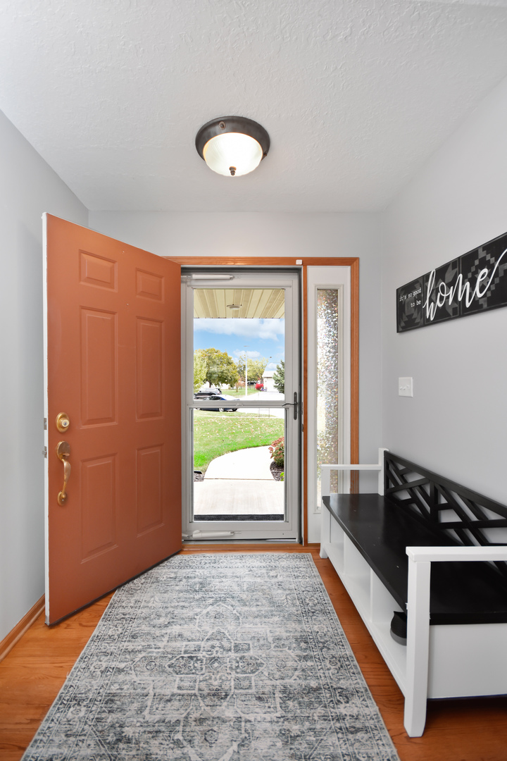 1108 Gehant Court, Rochelle, IL 61068