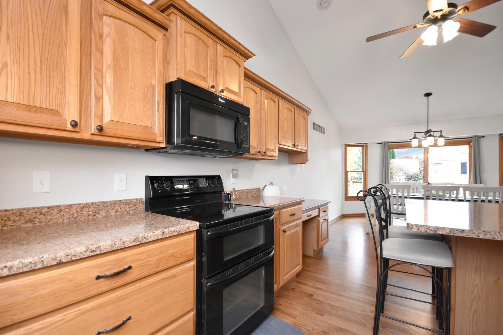 1108 Gehant Court, Rochelle, IL 61068